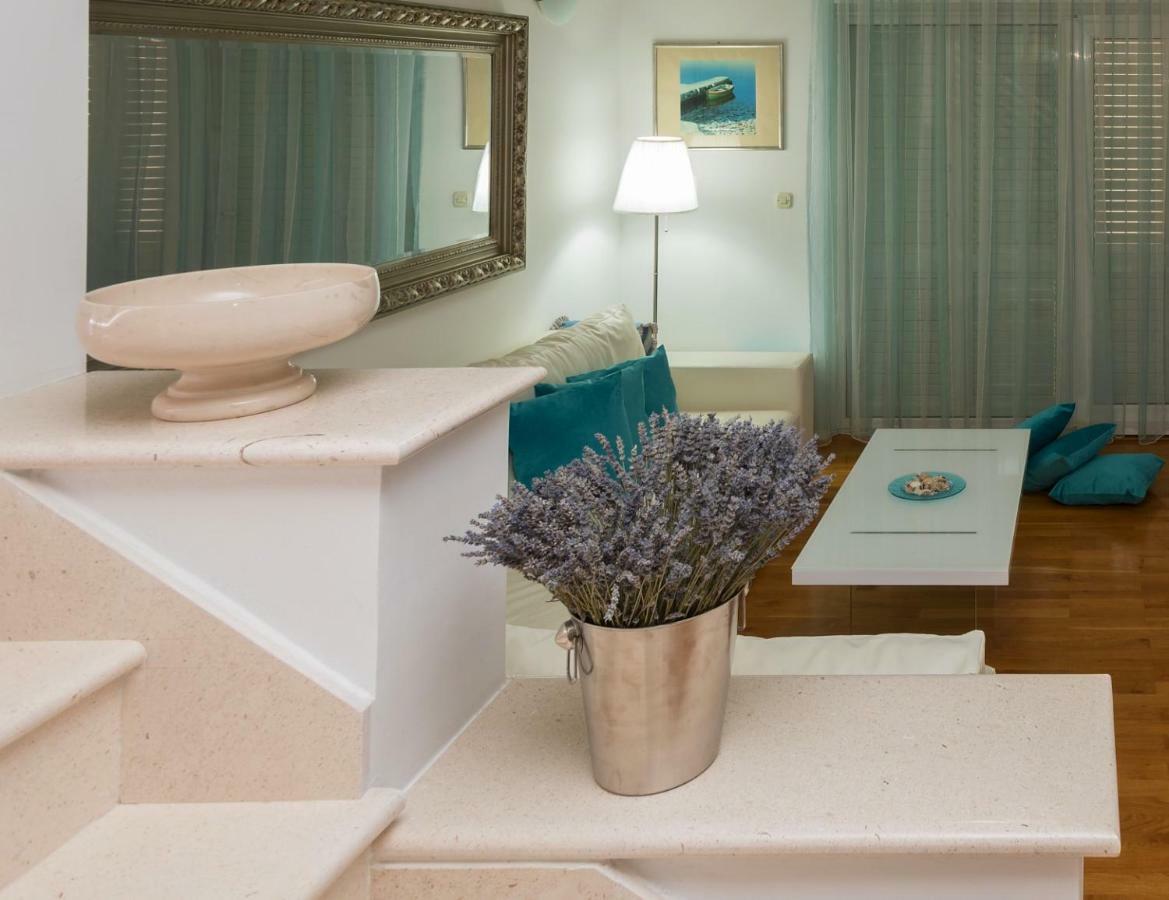 Andor - Lux, Two Beautiful Terraces With Sea & Sunset View Appartement Makarska Buitenkant foto
