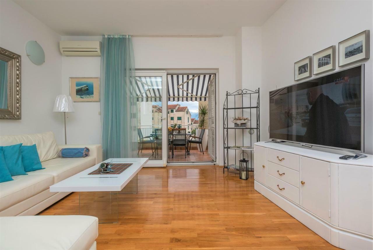 Andor - Lux, Two Beautiful Terraces With Sea & Sunset View Appartement Makarska Buitenkant foto