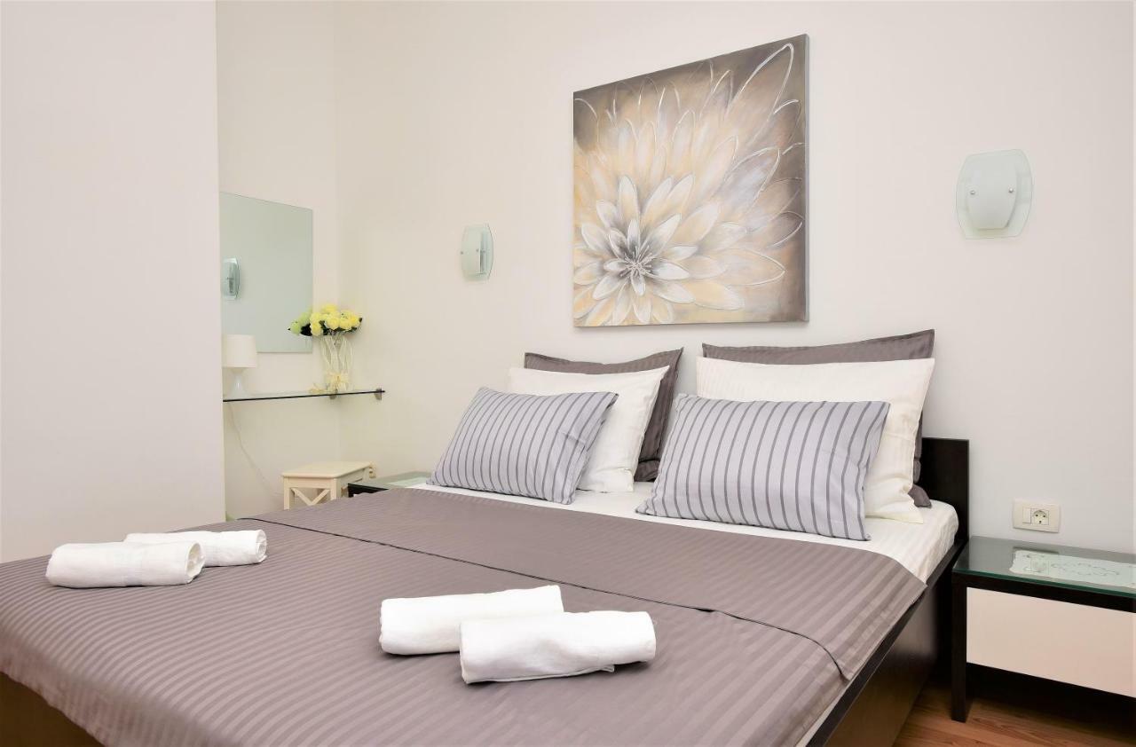 Andor - Lux, Two Beautiful Terraces With Sea & Sunset View Appartement Makarska Buitenkant foto